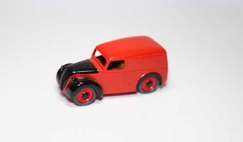 Copycat models morris post - models,