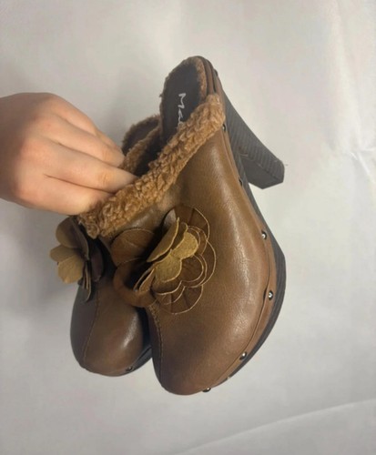 Vintage brown studded clog - vintage,