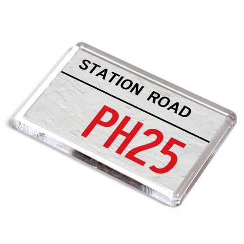 Fridge magnet station road - -,