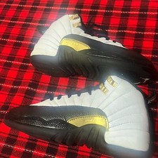 Jordan 12 taxi