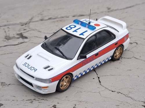 Troféu scale subaru - 1/43,