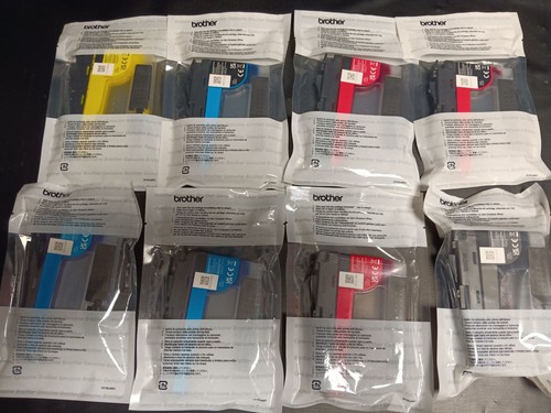 Brother lc426 genuine toner - genuine,