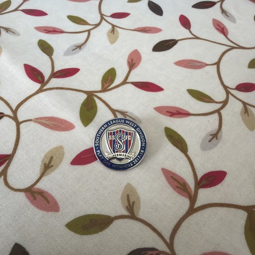 Swindon supermarine football - supermarine,
