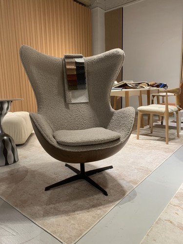 Egg chair walnut shell light - egg,