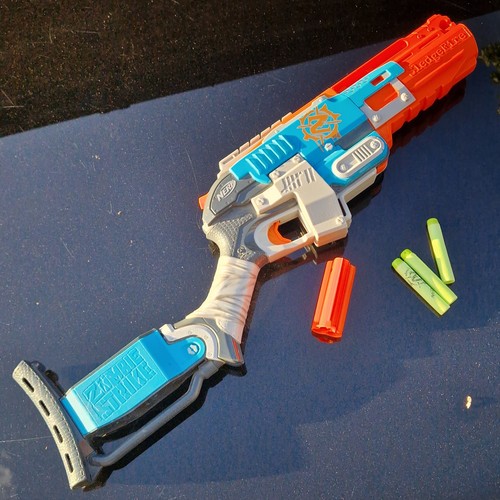 Nerf zombie strike sledgefire - zombie,