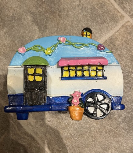 Great condition cute caravan - great,
