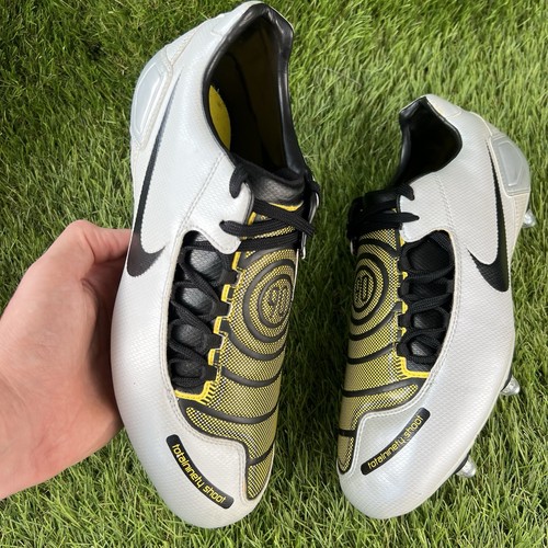 Nike total shoot - 90,