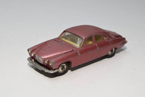 B69 corgi toys 238 - b69,