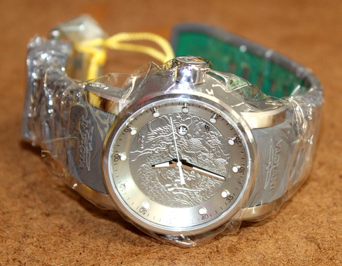 Nwt htf invicta - invicta, rally