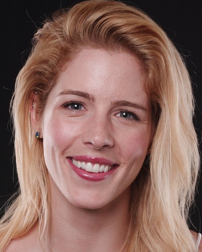 Emily bett rickards 8x10 photo - emily,