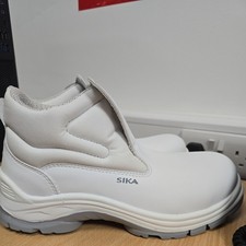 hygeine and safety toe cap boots