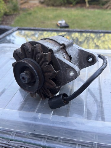Toyota starlet kp60 alternator - kp60,