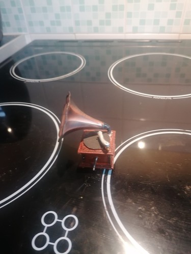 Wind record player for - wind, up