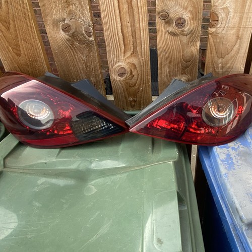 Vauxhall corsa door pair - d, 3