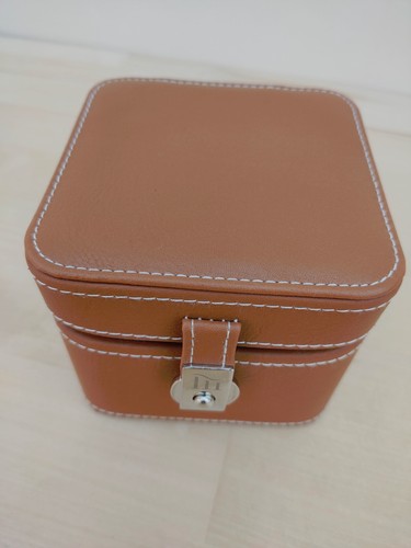 Faux leather trinket box with - box,