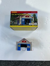 Hornby Skaledale R8768 Car Service & Repair Garage - Used