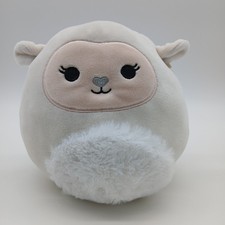 Squishmallow Sophie The Lamb