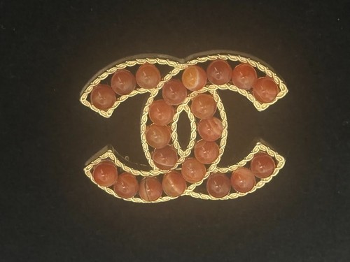 Chanel brooch aunthentic - chanel,