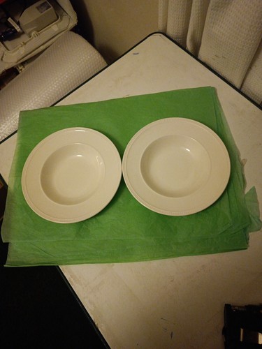 Wedgwood windsor bowls 2 - bowls, x