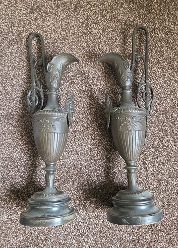 Pair pewter vintage - pewter, jugs