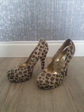 BNIB Ladies Designer Raxmax