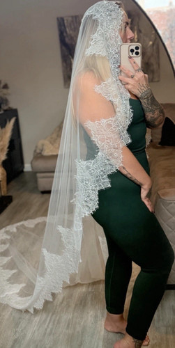 Cathedral length white lace - cathedral,