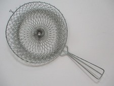 A Retro Vintage Collapsible Wire Mesh Drainer Strainer Sieve Space Saver C.1960s