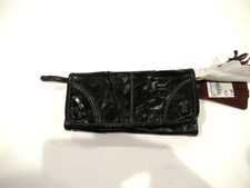Oushka black leather wallet