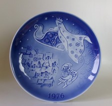 Royal Copenhagen 1976 Hans Christian Anderson Snow Queen Plate