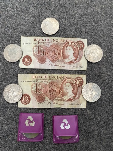Vintage bank notes - uk,