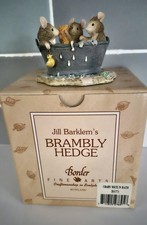 BORDER FINE ARTS BRAMBLY HEDGE