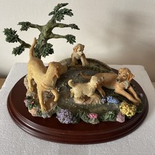 Golden Retriever Figurine