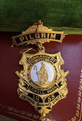 Vtg knights templar pilgrim - vtg,