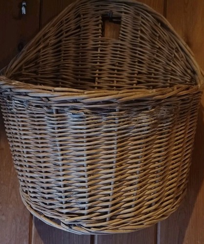 Vintage wicker shaker style - vintage,
