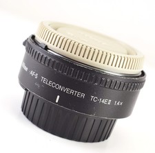 Nikon AF-S TC-14E II 1.4x Teleconverter Lens Front  & Rear Lens Caps