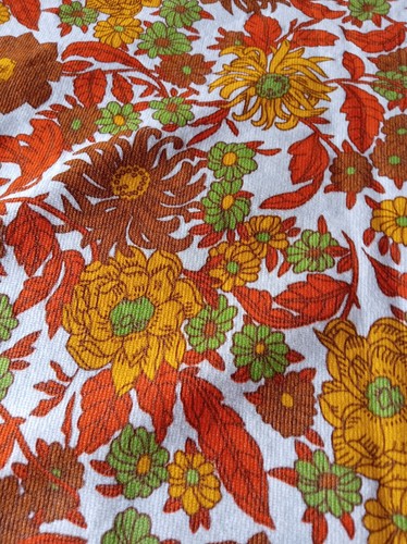 Vintage floral fabric 60s 70s - vintage,