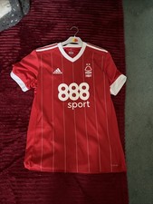 Nottingham Forrest Home Kit 17/18