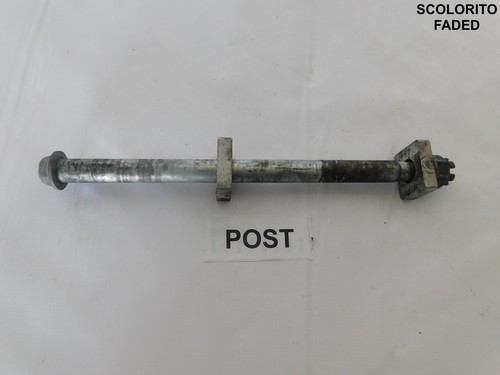 Rear wheel pin kawasaki versys - rear,