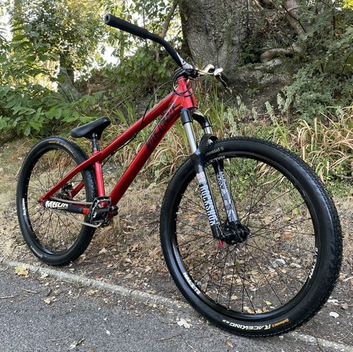 Dartmoor playerjump bike - 24, 26