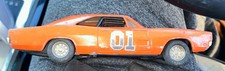 1981 diecast ertl car - 1:25,