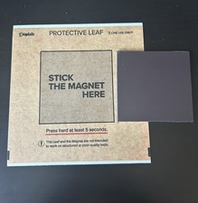 Displate Magnet Wall Mounting Kit, Including a Magnet and Protective leaf
