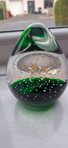 Teardrop art glass
