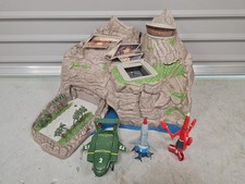 Thunderbirds Tracy Island (With Vehcles)