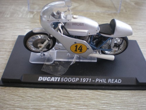 Altaya scale ducati 500 - 1:24,