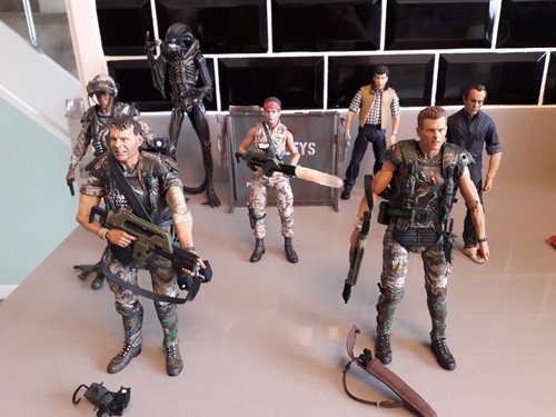 Neca aliens action figures - neca,