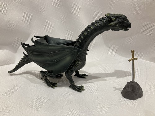 Merlin dragon figure 2011 - merlin,