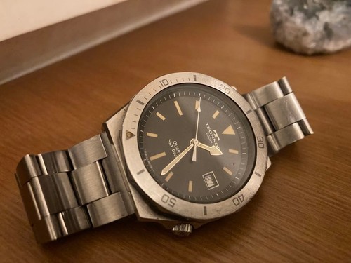 Technos sky diver - 200m, quartz
