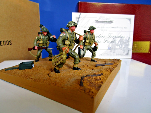 Britains 40406 world war - britains,
