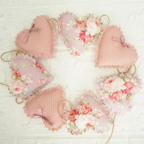 Dusty pink roses fabric heart - pink,