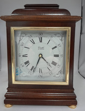 Comitti of London Wood Cased Chiming Mantel Clock A57 G274